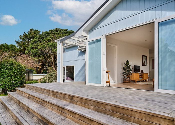  at 122 Muri Road, Pukerua Bay, Porirua