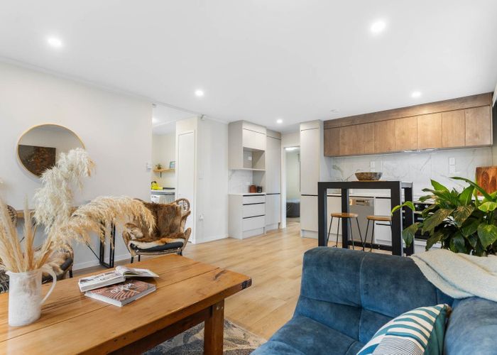  at 1/67 Tramway Road, Beach Haven, North Shore City, Auckland