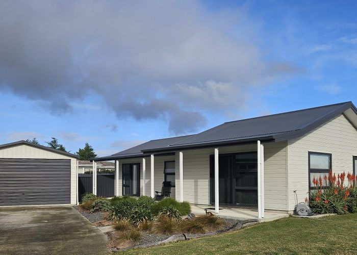  at 16 Liverpool Crescent, Flaxmere, Hastings