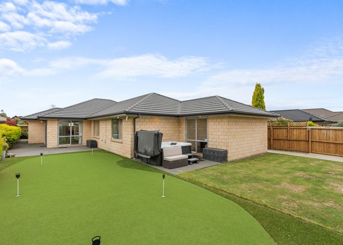  at 4 Taggart Place, Sockburn, Christchurch City, Canterbury