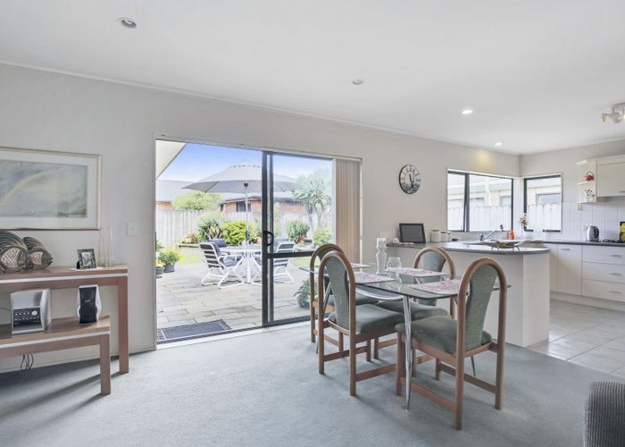  at 12 Ardkeen Place, East Tamaki, Auckland