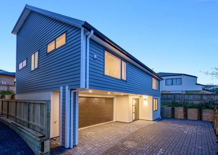  at 6/26 Hayr Road, Three Kings, Auckland