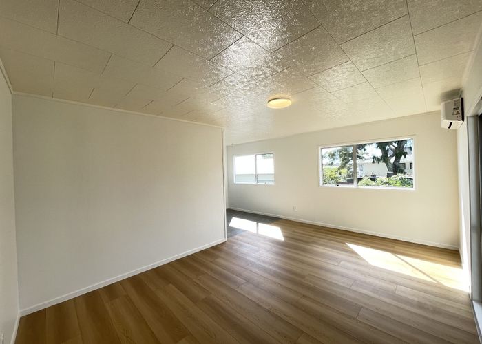  at 6 Topaz Place, Wiri, Auckland