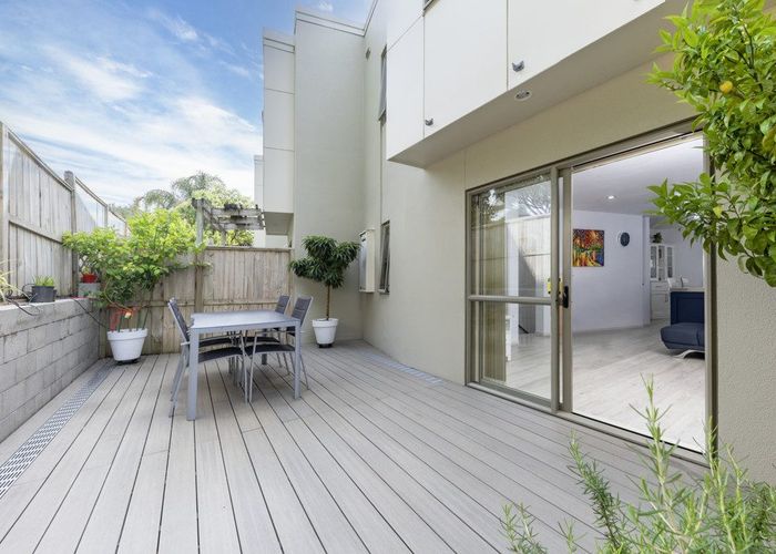  at 34/21 Hunters Park Drive, Three Kings, Auckland