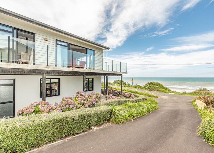 For sale 21 Sunset Parade, Kai Iwi, Whanganui, Manawatu / Whanganui