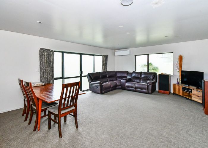 at 2 Alderson Lane, Favona, Manukau City, Auckland