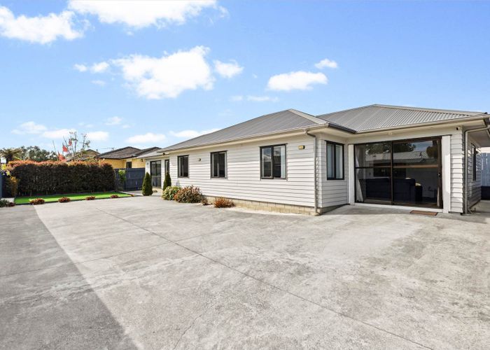  at 6A Seddon Avenue, Papatoetoe, Manukau City, Auckland