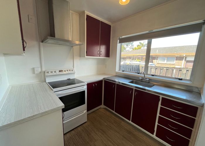  at 2/13 Latham Avenue, Pakuranga, Manukau City, Auckland