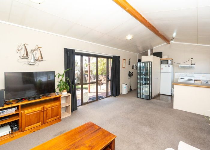  at 36 Challinor Street, Pukete, Hamilton