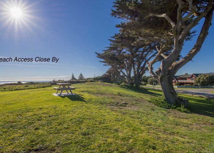  at 29 Kitchener Street, Te Horo Beach