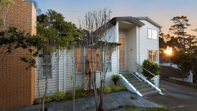  at 6 Hazel Glen, Bayview, Auckland