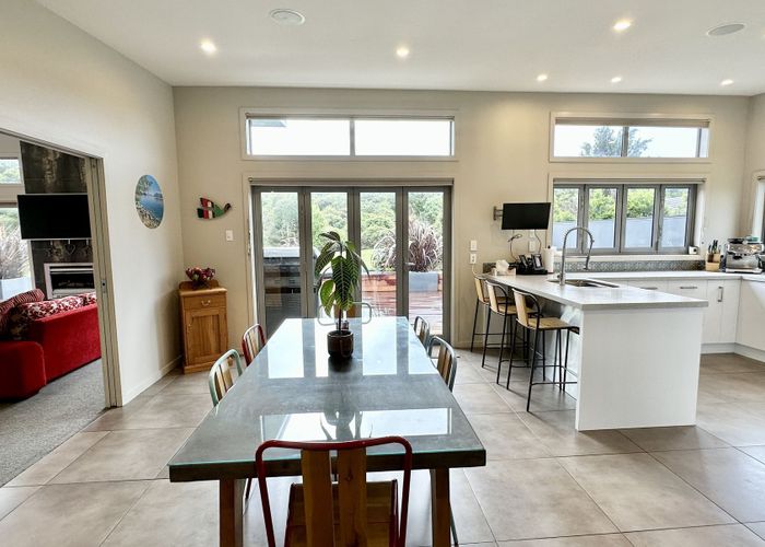  at 32 Matua Road, Otatara