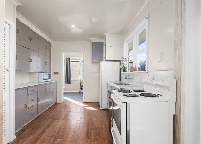  at 38 Milton Street, Roslyn, Palmerston North