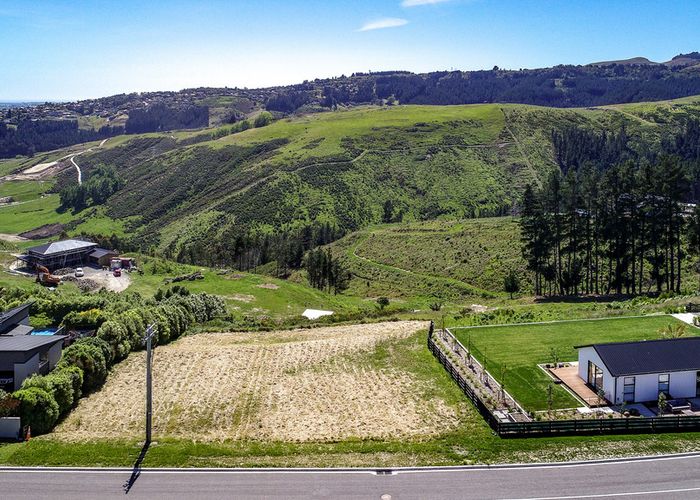  at 335D Worsleys Road, Cracroft, Christchurch