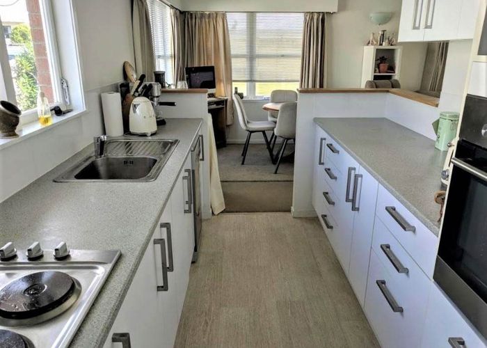  at 1/179 Forrest Hill Road, Forrest Hill, North Shore City, Auckland