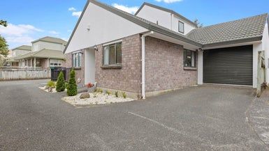  at 25 Central Park Drive, Te Atatu South, Auckland