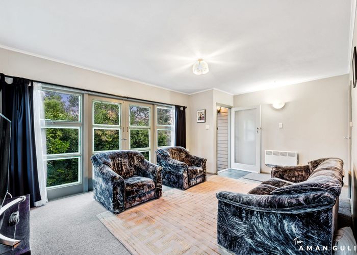  at 4 Sunnyside Road, Sunnyvale, Waitakere City, Auckland