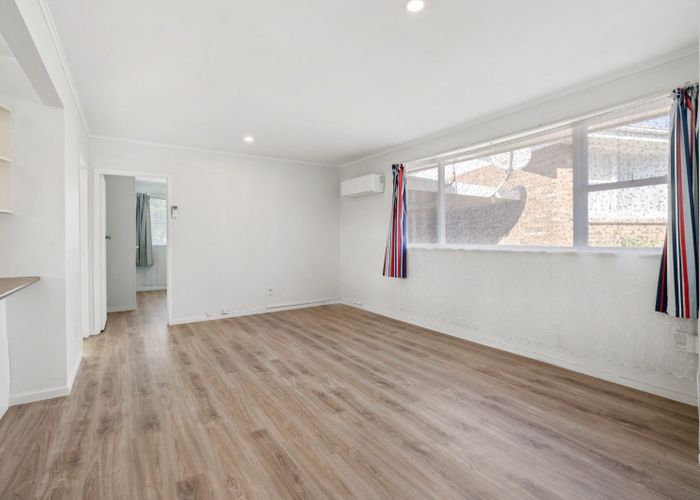  at 9/85 Edmonton Road, Henderson, Waitakere City, Auckland