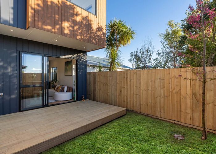  at 9/163 Lake Road, Belmont, North Shore City, Auckland