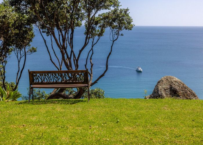  at 9 Pah Road, Onetangi, Waiheke Island, Auckland