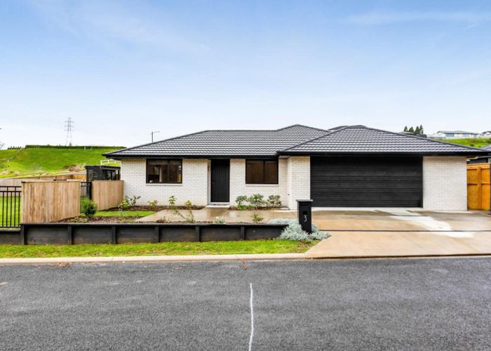  at 3 Ruru Lane, Hurworth, New Plymouth