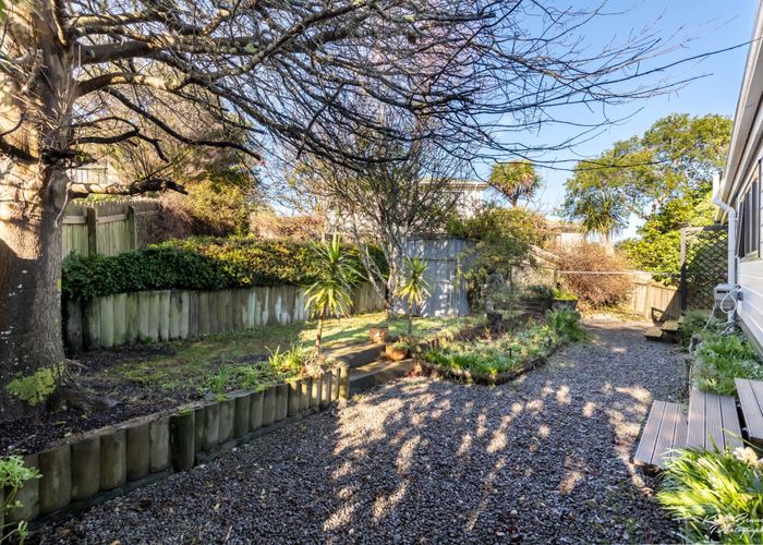 at 12 Whitechapel Grove, Stokes Valley, Lower Hutt
