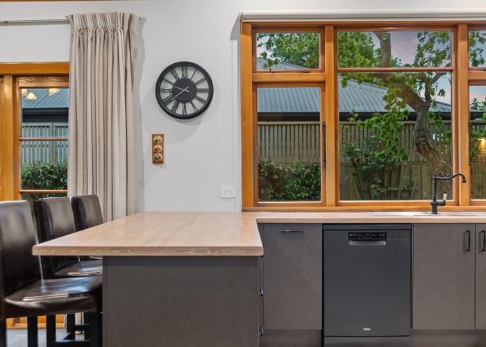  at 5 Wildberry Street, Woolston, Christchurch