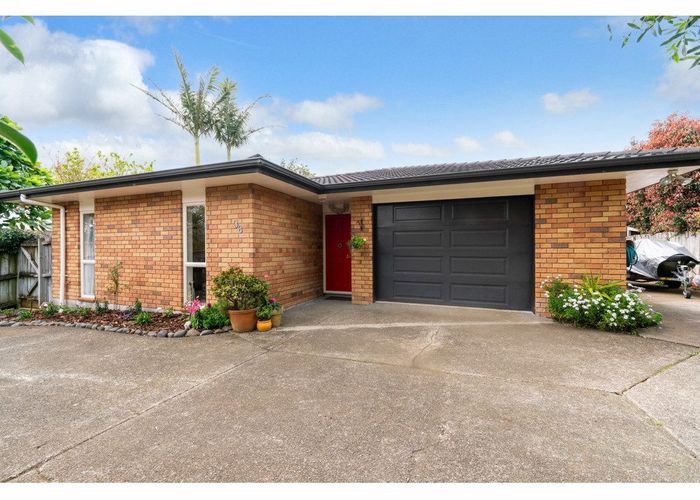  at 36 Kohanga Road, Mangere Bridge, Auckland