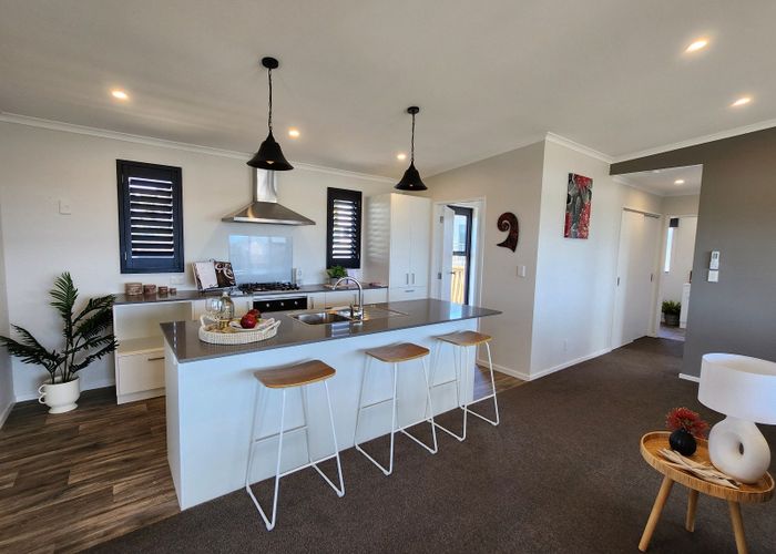  at 6 Arataki Grove, Waitārere Beach, Levin