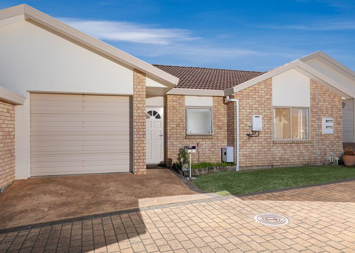 at 18/169 Sturges Road, Henderson, Auckland