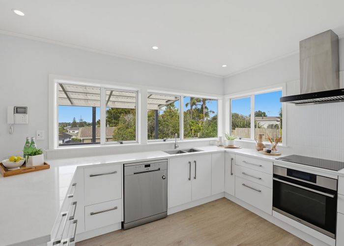  at 20 Belmont Terrace, Milford, North Shore City, Auckland