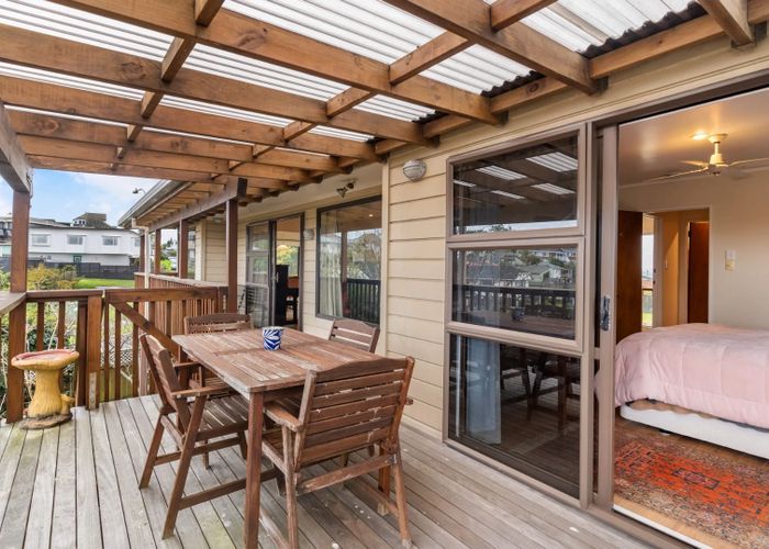  at 2/115 Bucklands Beach, Bucklands Beach, Manukau City, Auckland