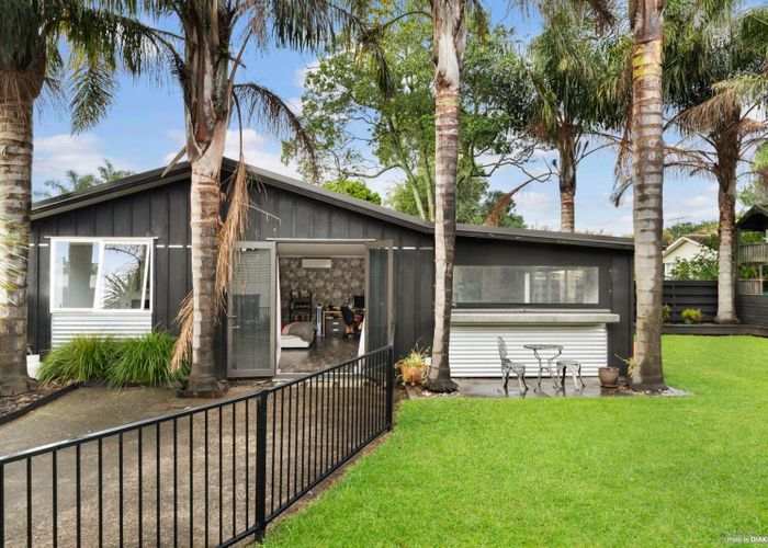  at 6 Koromiko Place, Waiuku, Waiuku