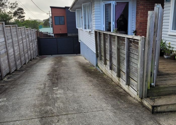  at 76 Willerton Street, New Lynn, Waitakere City, Auckland