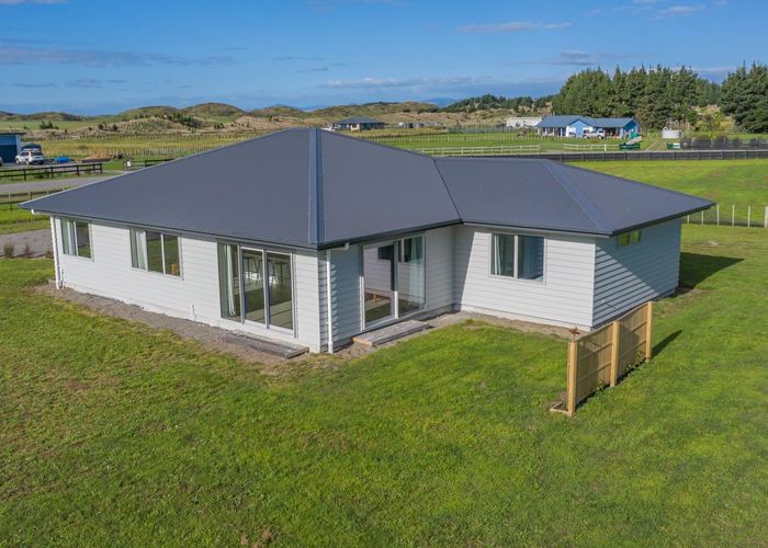 at 41 Kanuka Drive, Waitārere, Levin