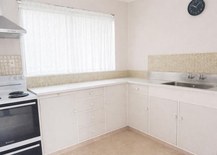  at Cameron Road, Gate Pa, Tauranga, Bay Of Plenty