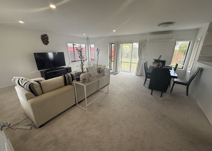  at 1/338 Mount Albert Road, Mount Roskill, Auckland City, Auckland