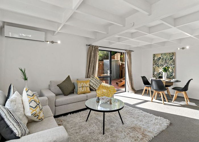  at 1/147 Spinella Drive, Bayview, North Shore City, Auckland