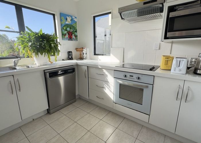  at 72F Seabrook, New Lynn, Waitakere City, Auckland