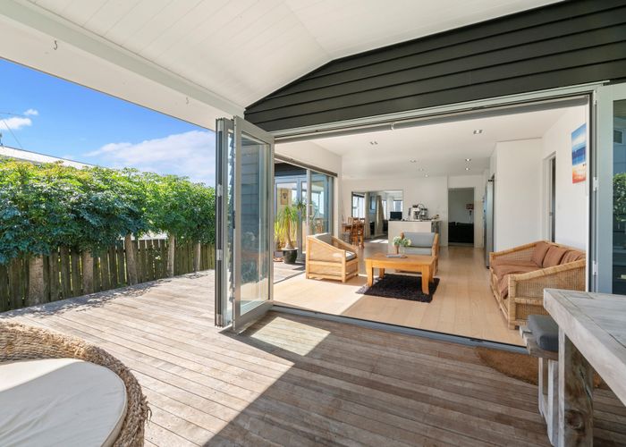  at 4 Ladies Mile, Manly, Whangaparaoa