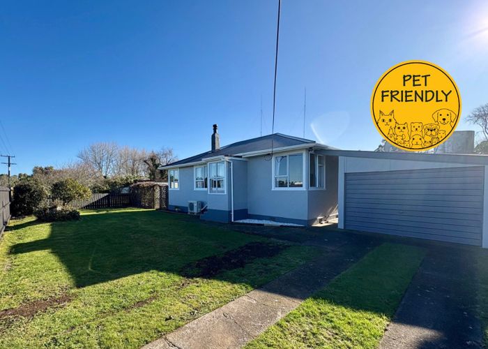 at 17 Kairau Road West, Sentry Hill, New Plymouth