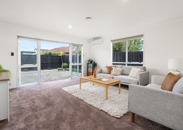  at 10A Honeysuckle Place, Northcote, Christchurch City, Canterbury