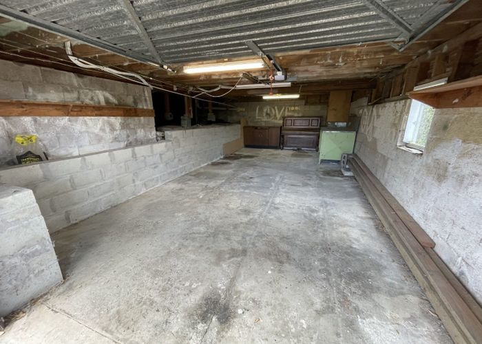  at 10 Hinau Street, New Lynn, Waitakere City, Auckland