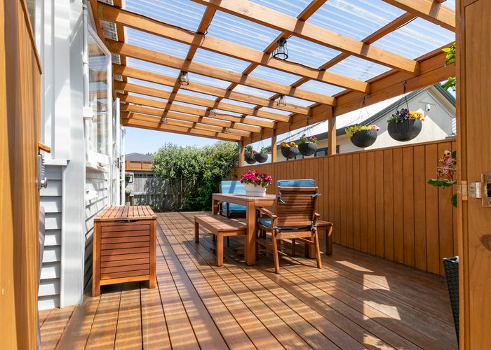  at 14 Wallath Road, Onehunga, Auckland