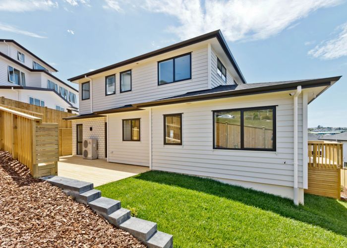 Free property data for 5 Colliston Rise, Pinehill, Auckland - homes.co.nz