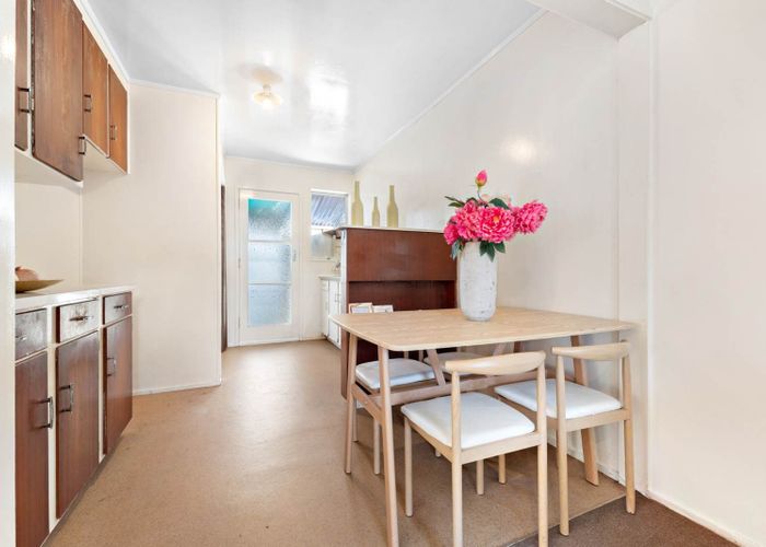  at 3/8 Eden View Road, Sandringham, Auckland City, Auckland
