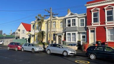  at 10 Clyde Street, North Dunedin, Dunedin