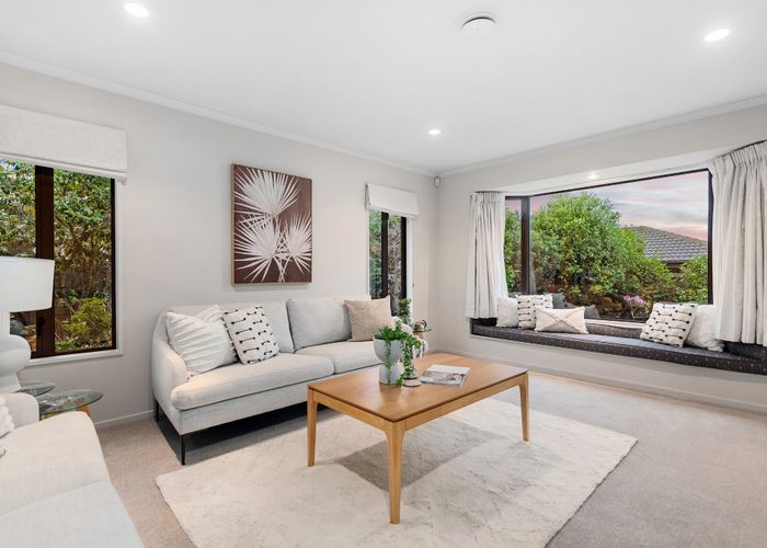  at 1 Castleview Lane, Heathcote Valley, Christchurch