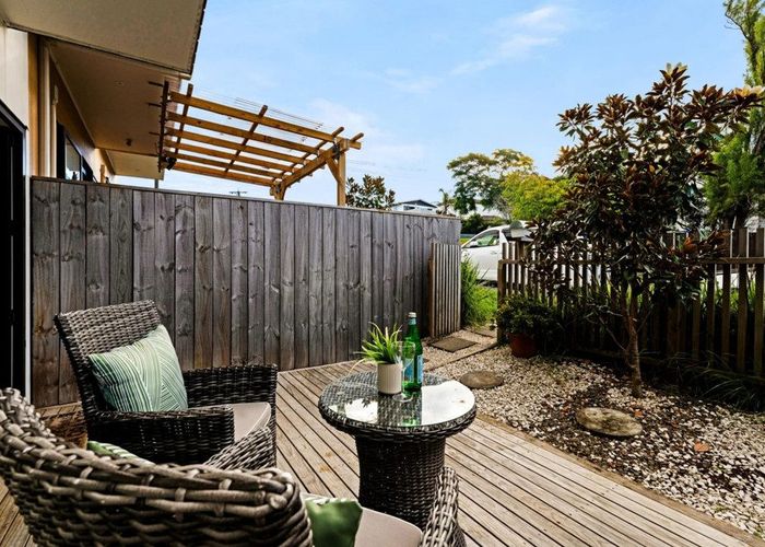 at 1D Quincey Place, Massey, Waitakere City, Auckland