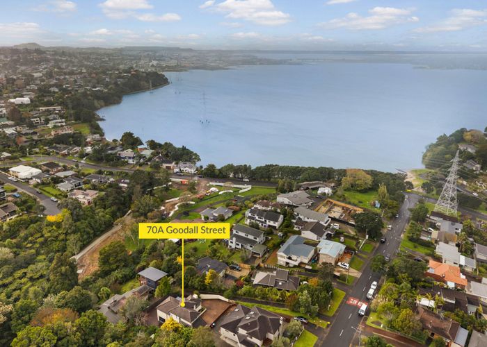  at 70a Goodall Street, Hillsborough, Auckland City, Auckland